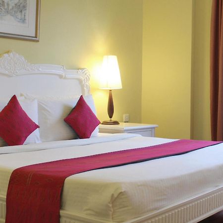 Colmar Tropicale Hotel Bukit Tinggi Exterior photo